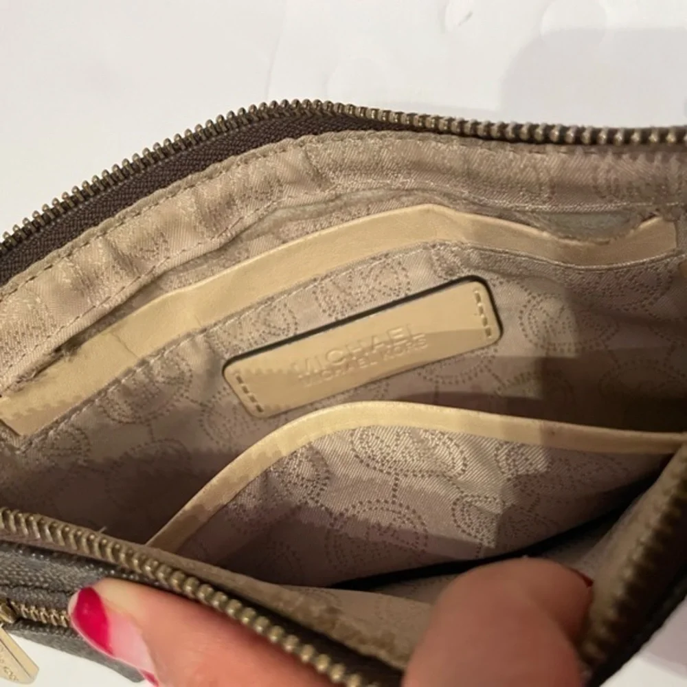 Michael Kors Brown Signature Monogram Wristlet Pouch Gold Hardware Wallet Clutch